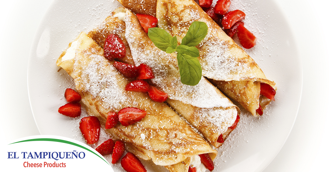 22 Creamy Strawberry Crepes