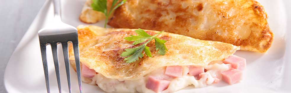 04 Omelette with Ham and Goat Cheese